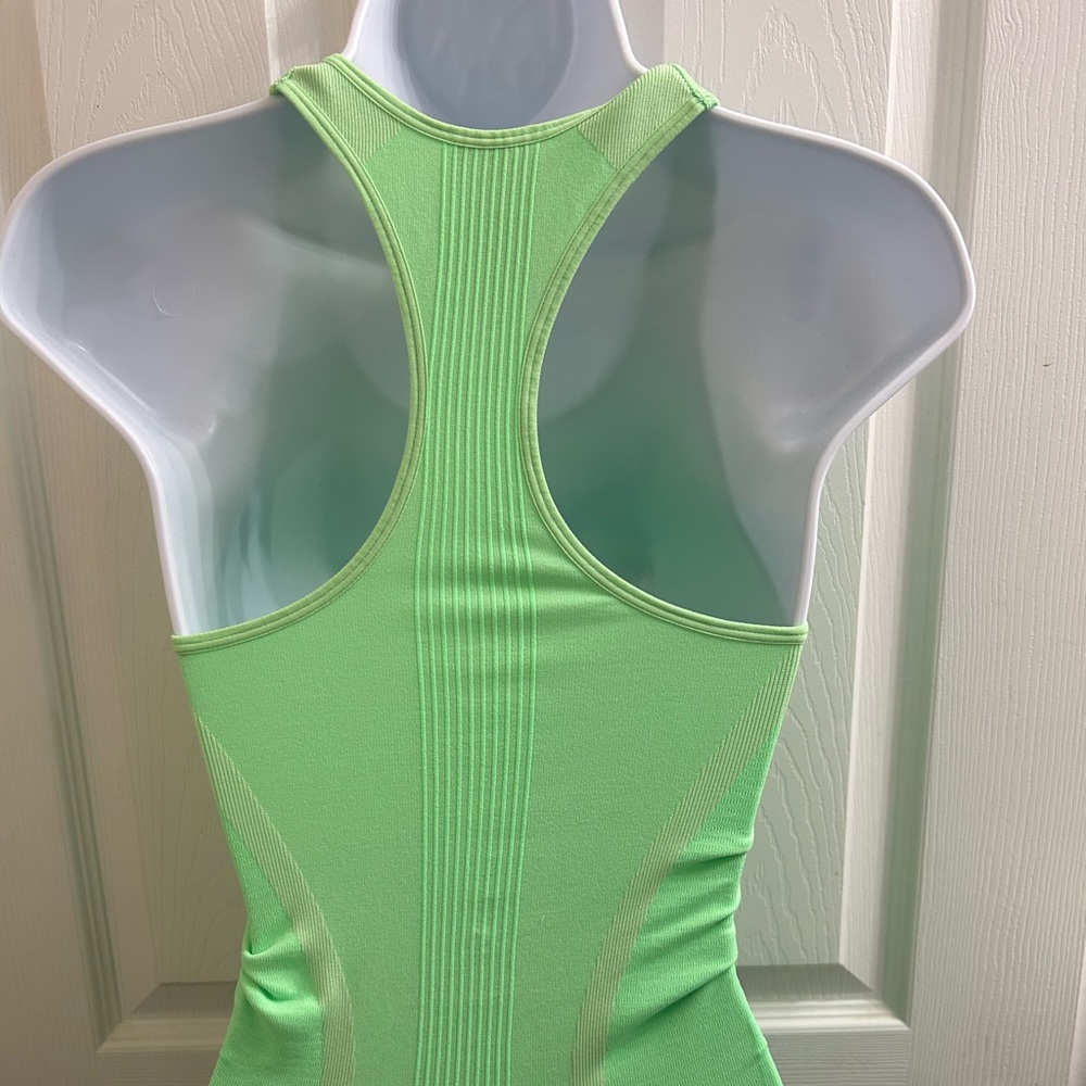 Pink by Victoria Secret Racer Back top - Picture 4 of 8